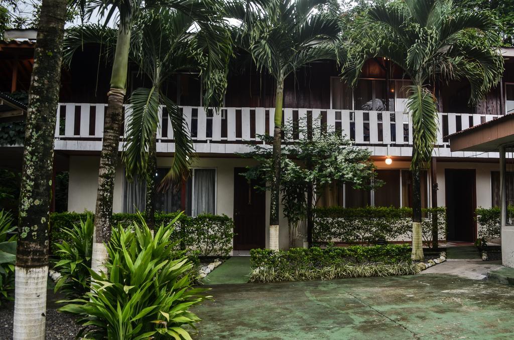 Hostel Rio Danta La Fortuna Екстериор снимка